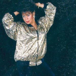 Meet your Posher, Edie